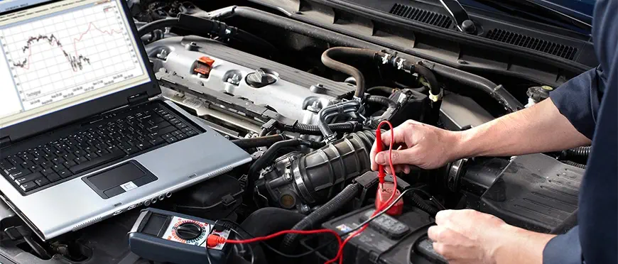 971-Auto-garage-engine-diagnostic